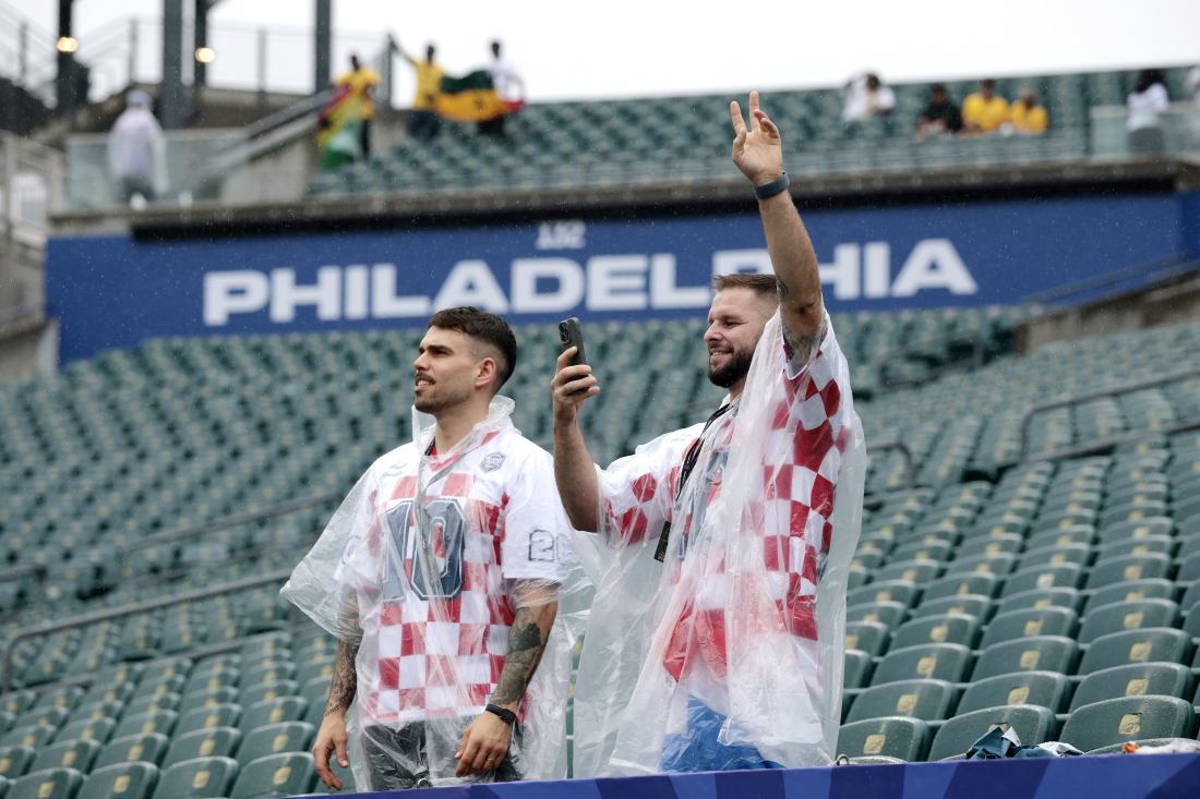 Hrvatski navijači na stadionu prije utakmice, Foto: Brian Snyder/REUTERS