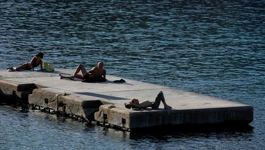 Pune plaže usred zime