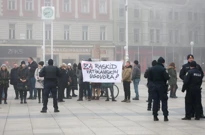Muškarci opet mole na Trgu, dočekala ih 'Tiha misa', Foto: Sanjin Strukic /PIXSELL