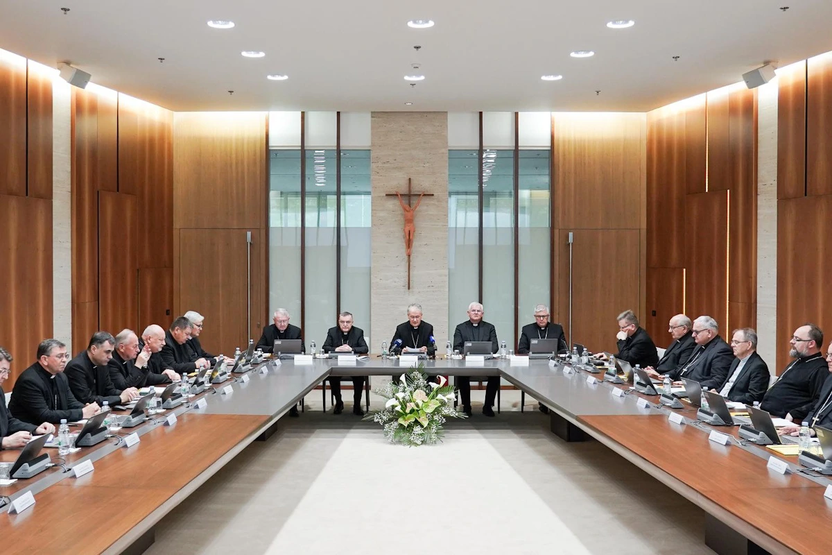 HBK: Kutleša pozvao na molitvu za miru u svijetu u zajedništvu s papom