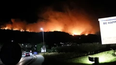 Gori u Tučepima, zatvorena državna cesta