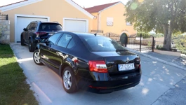 Istražitelji USKOK-a ispred kuće poduzetnika Saše Pozdera