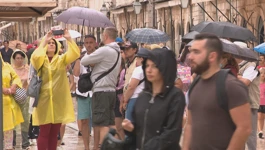 Turisti ne bježe zbog kiše