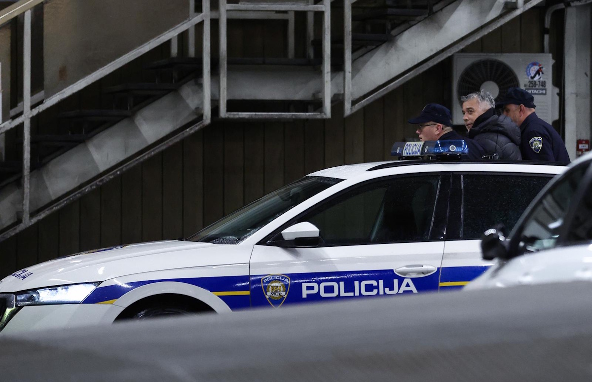 pxl 260326 149085085 20260326185752