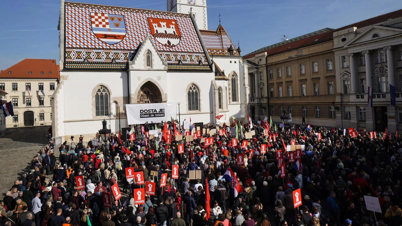 Prosvjed lijevo-liberalne oporbe: "Dosta je! Idemo na izbore!", Foto: Luka stanzl/PIXSELL