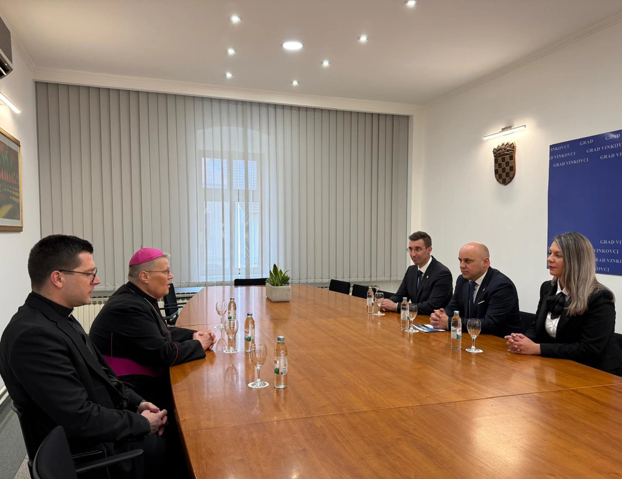 Nadbiskup Hranić u Vinkovcima, Foto: Marija Vukasović Petrinović/HRT Radio Osijek
