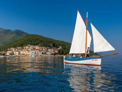 "Mala barka – štorija od mora"