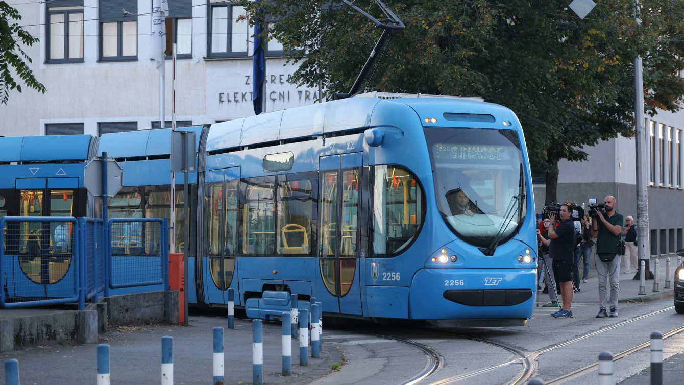 Krenuli tramvaji nakon trećeg dana štrajka