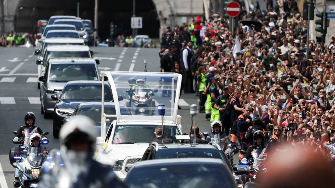 Sprovod pape Franje, put do bazilike sv. Marije Velike  , Foto: Hannah McKay/REUTERS