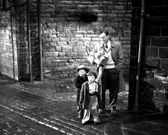 Utorak, 2. prosinca na Trećem, Foto: Čovjek u bijelom odijelu/film