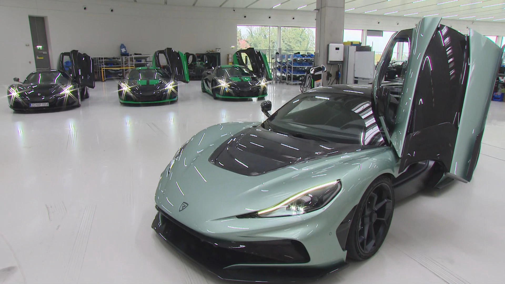 HRT-ove kamere u Rimčevu kampusu: Premijera hiperautomobila Nevera R