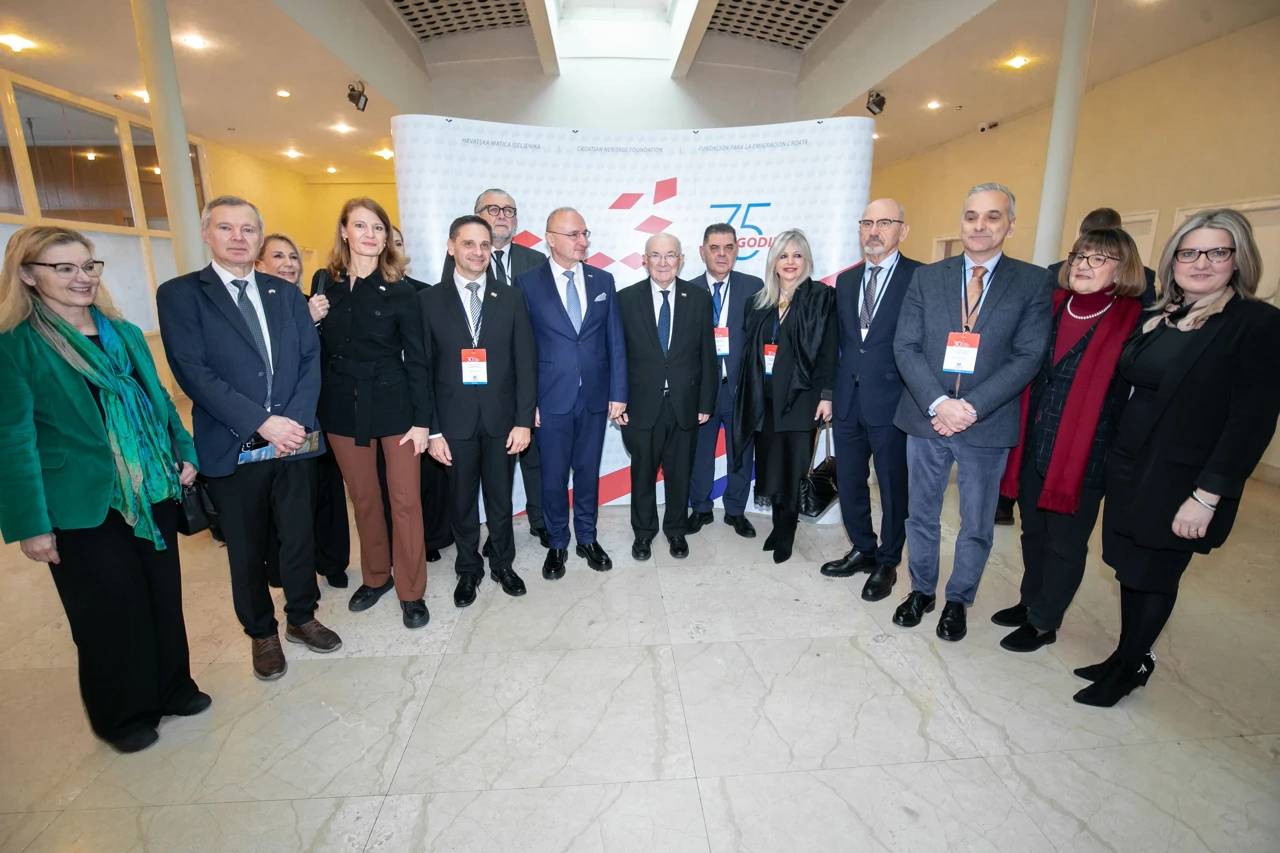 Gosti i uzvanici na 30. Forumu hrvatske manjine