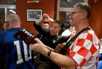 Hrvatski navijači u Pragu, Foto: Marko Lukunić/PIXSELL