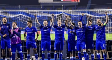 Slavlje igrača Dinama nakon pobjede protiv Fenerbahčea