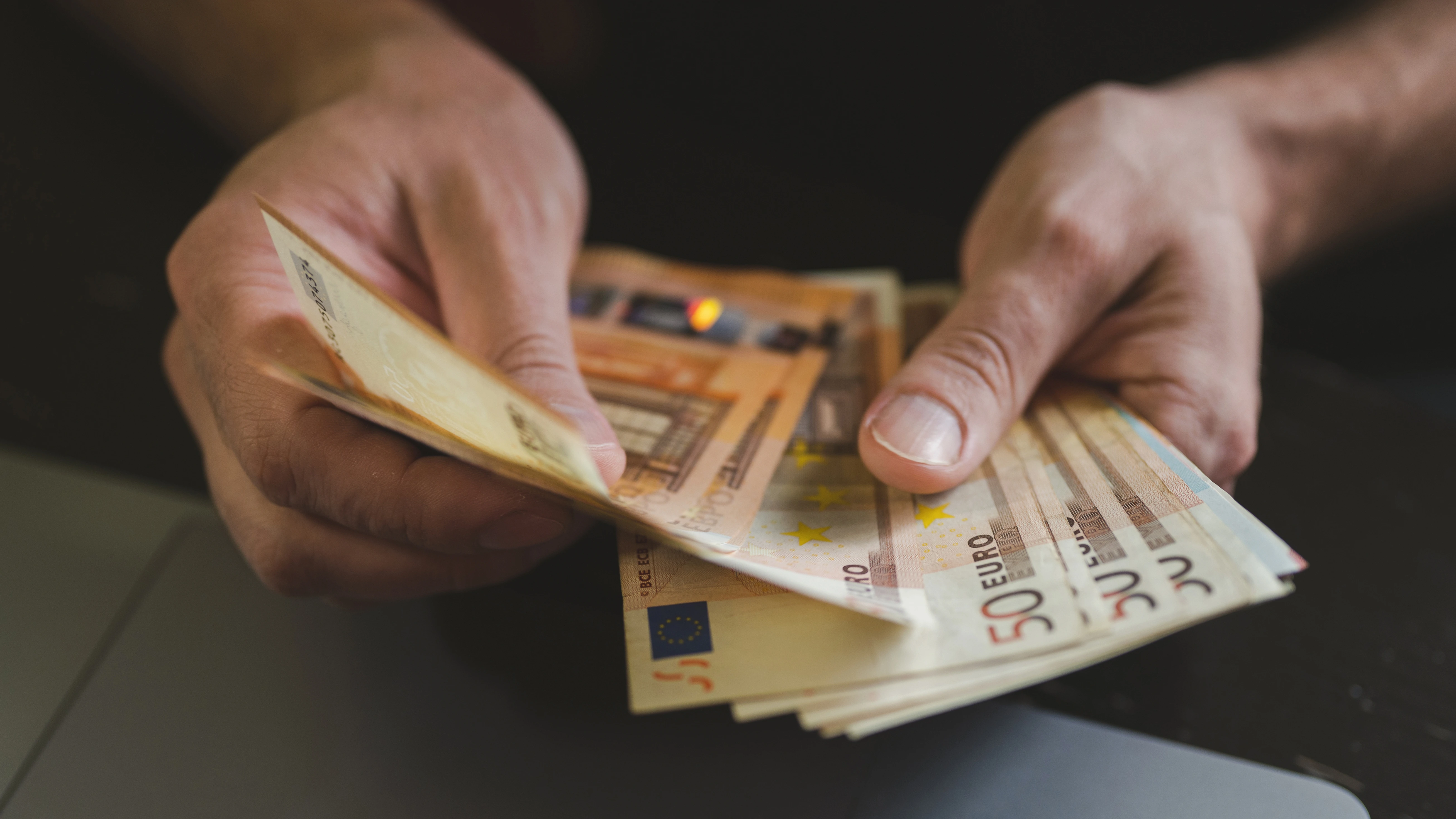 Zbog duga od 2000 eura držao ga kao roba i tjerao na krađe i prijevare