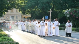 Tijelovo u Puli, jedna od procesija