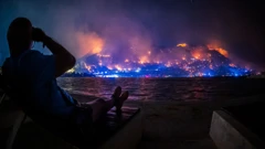 Omiš: Pogled na Omiš sa ušća Cetine, Foto: Zvonimir Barisin/PIXSELL