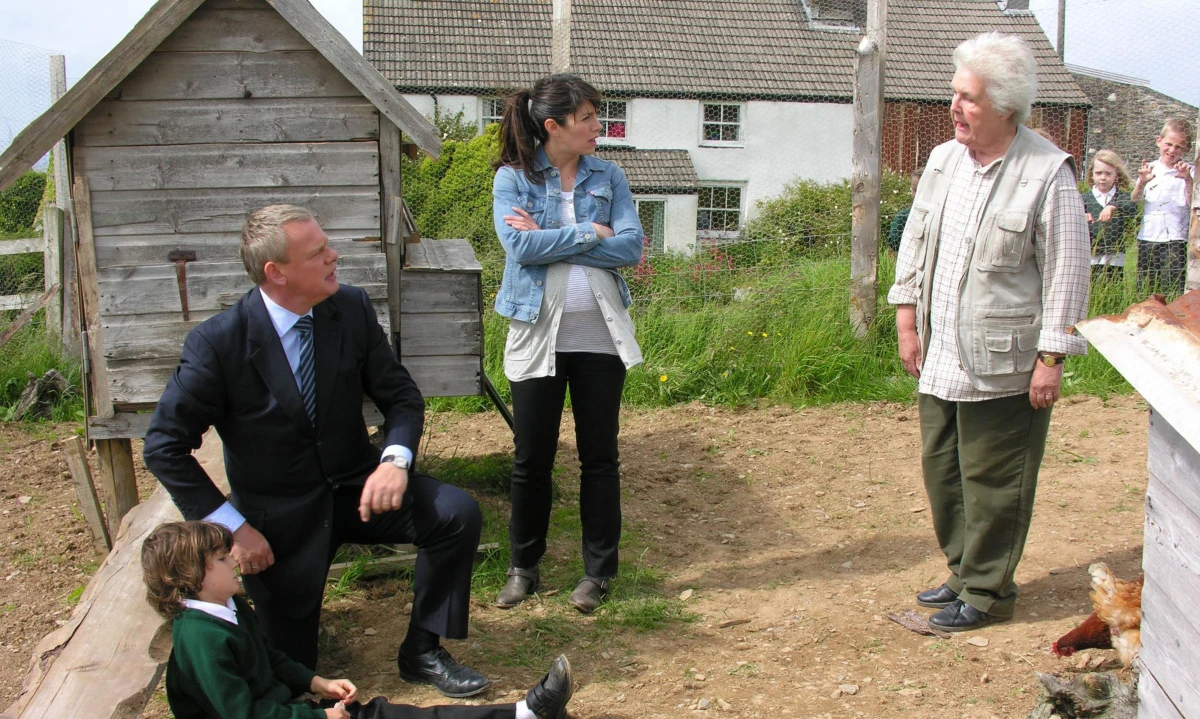 Radnim danom na Drugom  , Foto: Doktor Martin /4. sezona serije