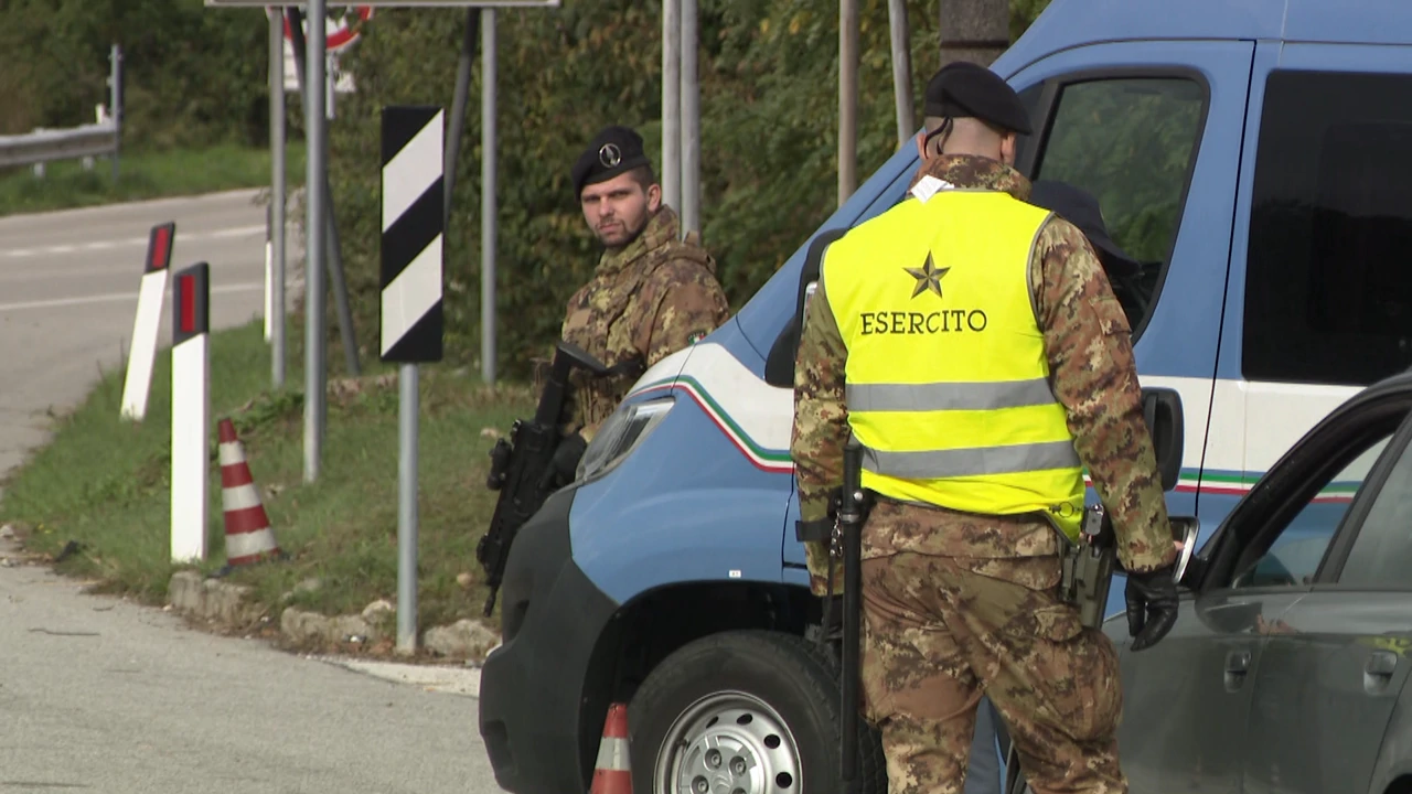 Na granici Italije i Slovenije, uz policiju i vojska, Foto: HTV/HRT