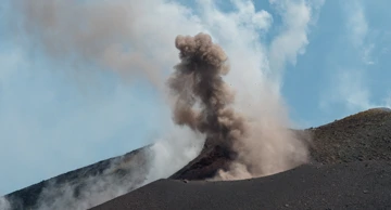 Erumpirala Etna