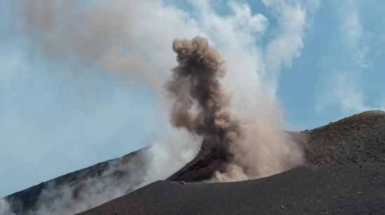 Erumpirala Etna