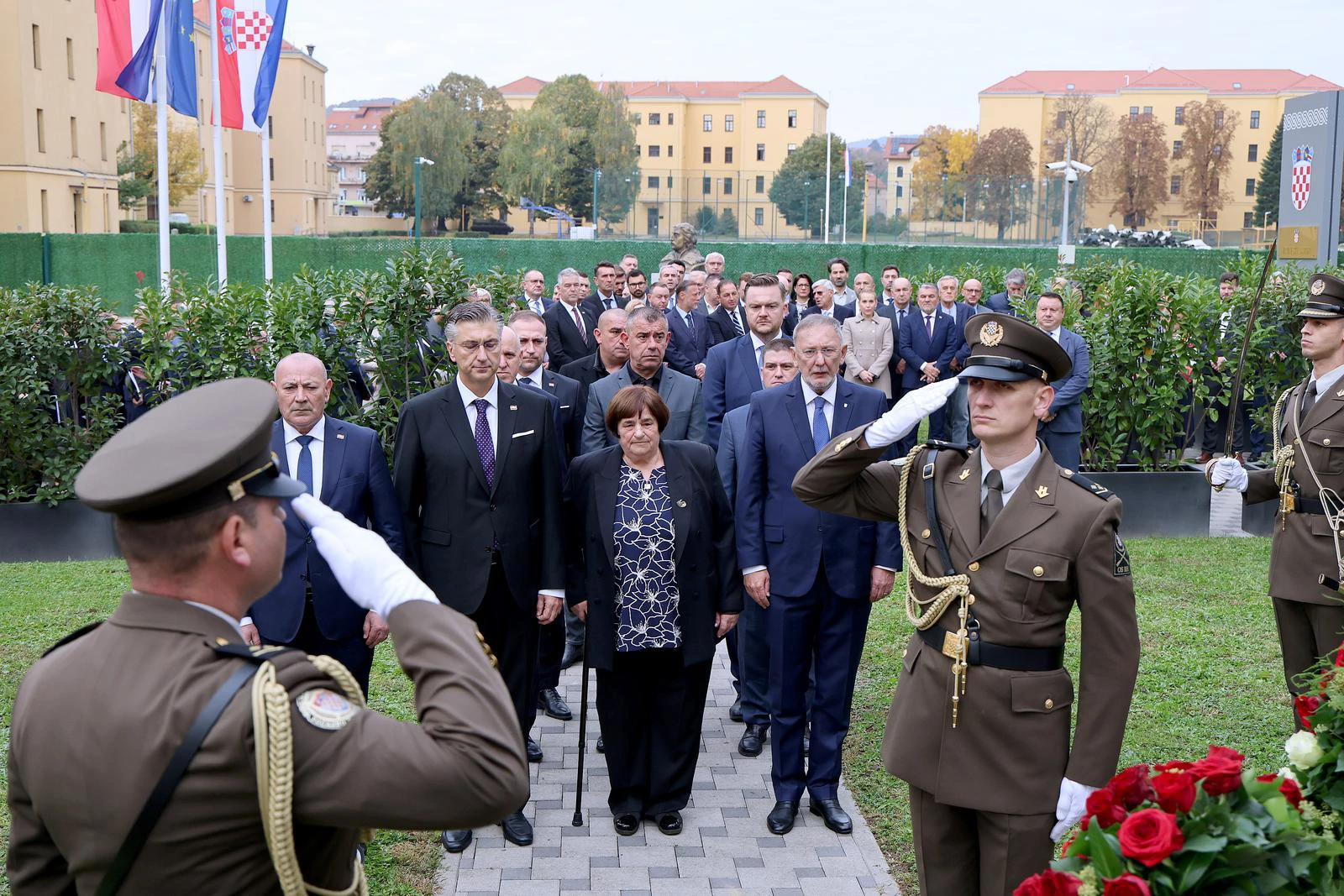 Jandroković i Plenković uz izaslanstva Sabora i Vlade odali počast Blagi Zadri