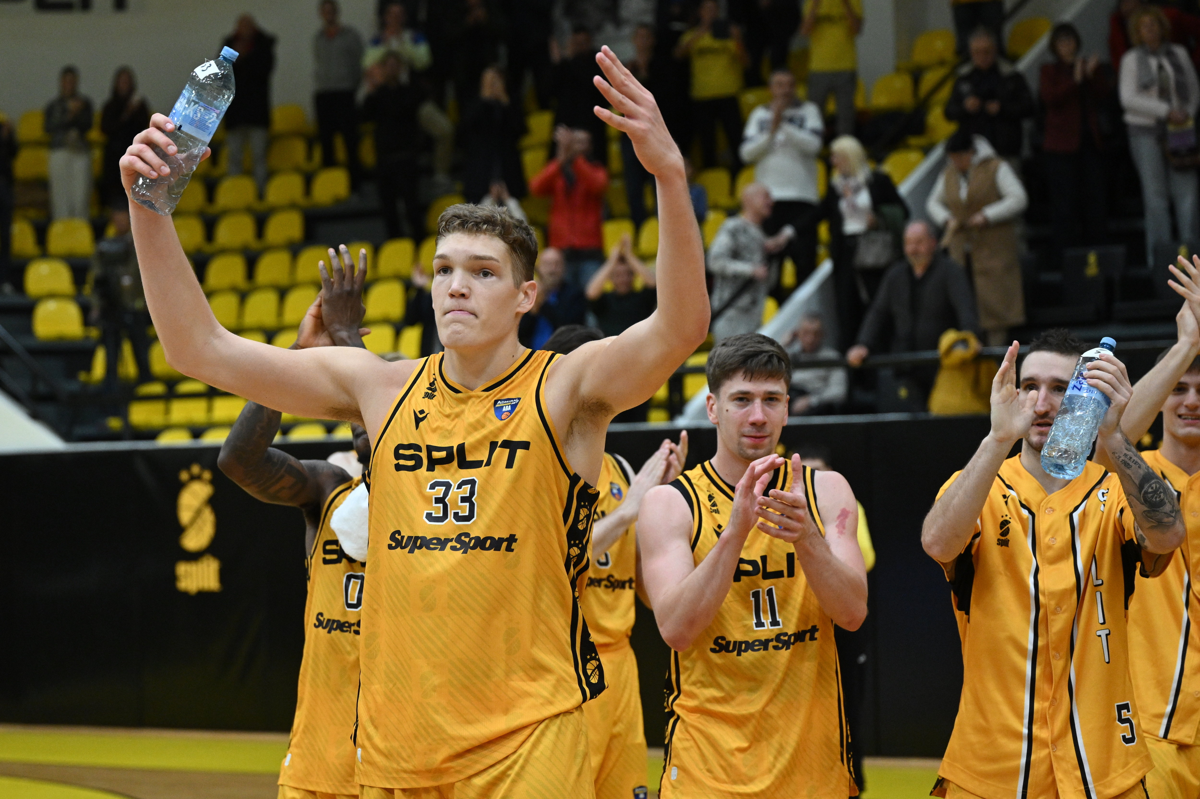 split igokea27 121225 2 20260106194157