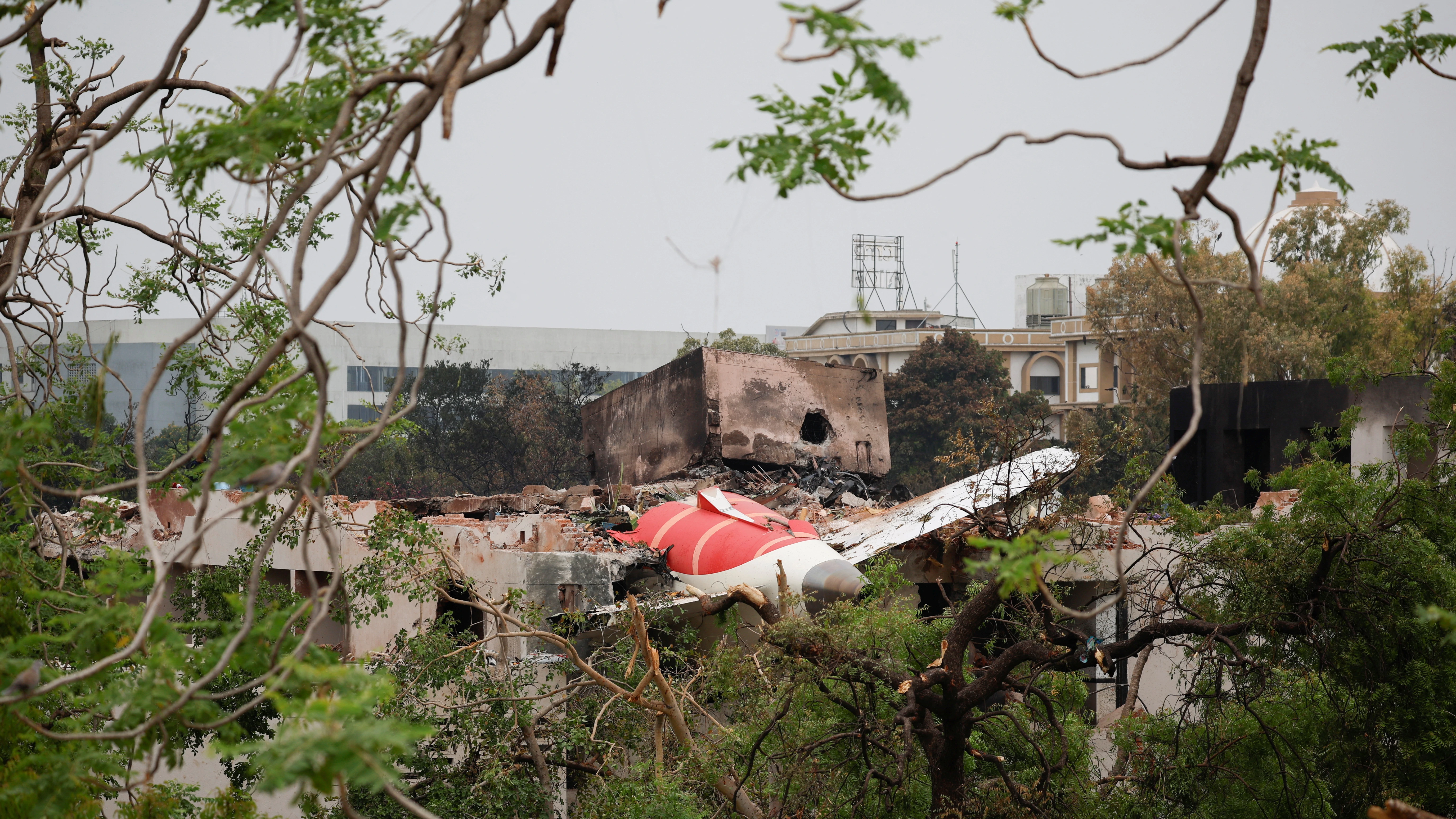 Jedini preživjeli u nesreći Air Indije izašao kroz vrata za slučaj opasnosti