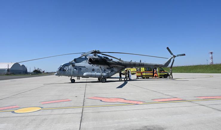 Helikopterom HRZ-a prevezen životno ugrožen pacijent iz Dubrovnika do Splita