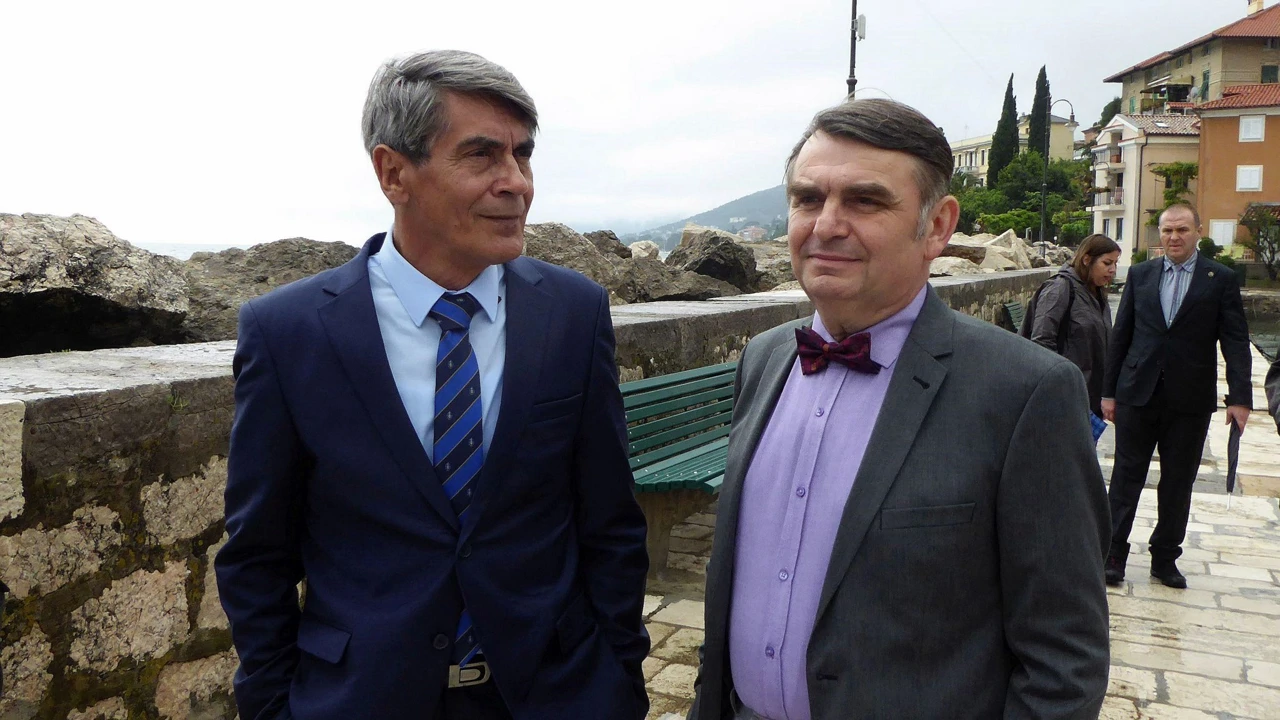 Novine 3, Foto: -/-