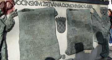 Monument to the murdered civilians in Voćin