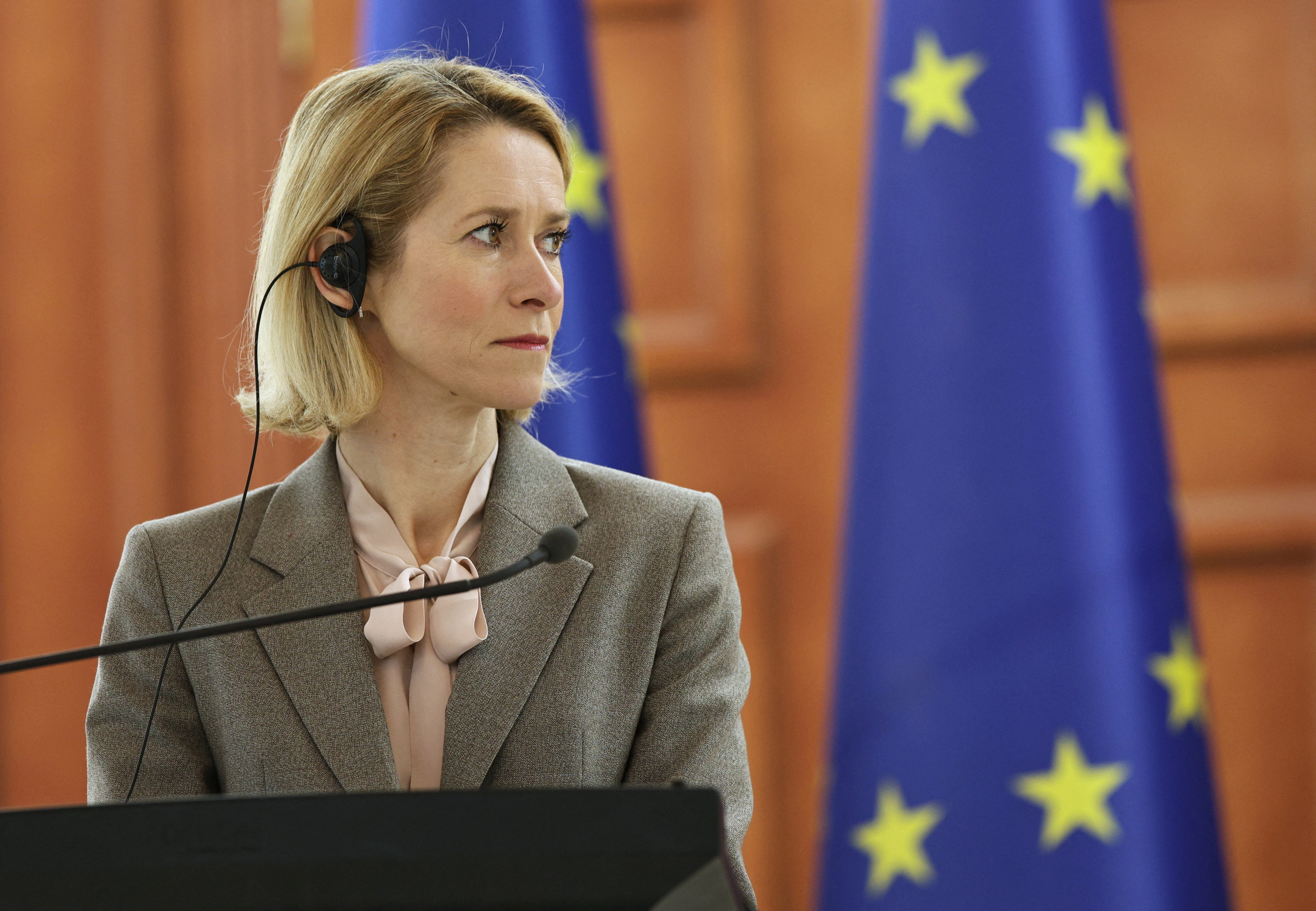 Schröder posrednik za Ukrajinu? EU sumnjičav prema Putinovu prijedlogu