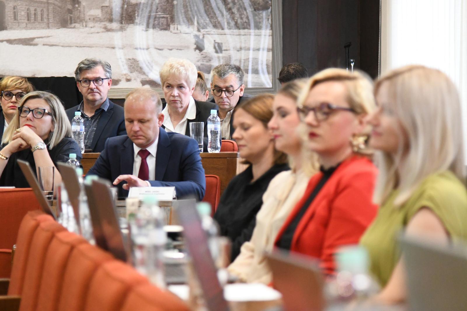 Gescheiterter Versuch, die Bezirksversammlung von Koprivnica-Križevci zu bilden 8 pxl 160625 134370459 20250623154754