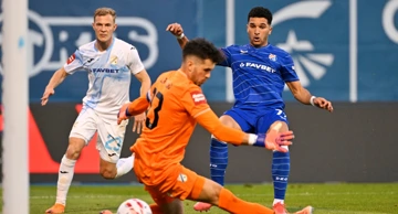 Bakrar postiže pogodak