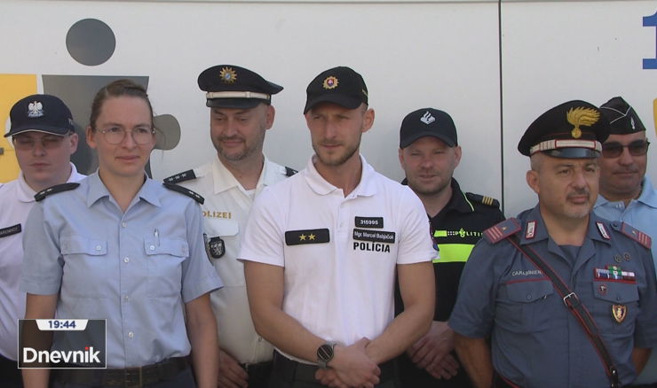 Međunarodna suradnja policije za pomoć turistima