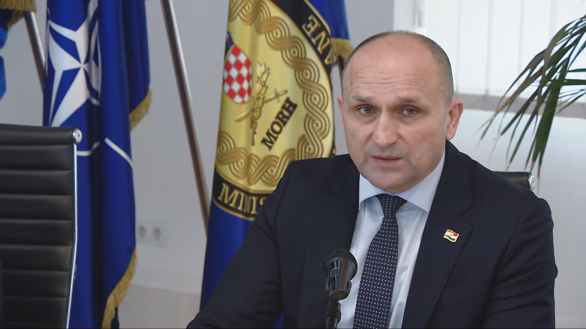 studio 4sub21 frame 2961 20260302122353