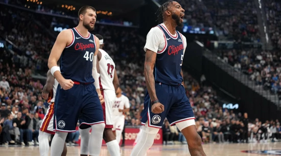 Ivica Zubac, Derrick Jones Jr.