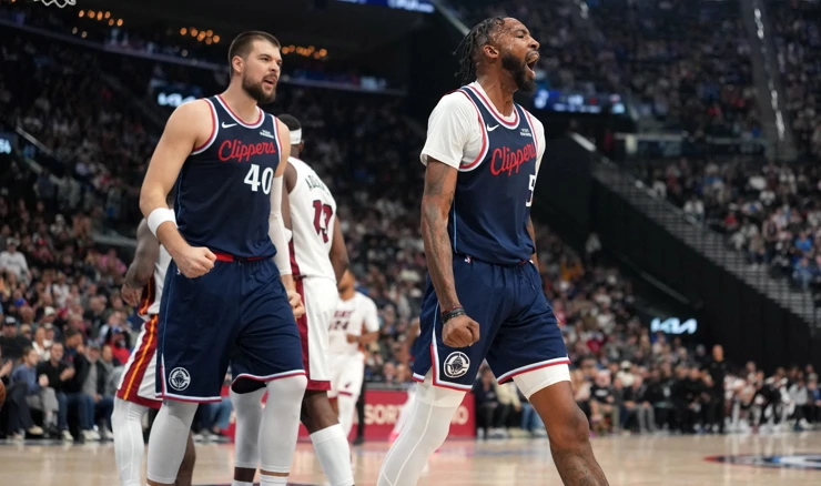Ivica Zubac, Derrick Jones Jr.