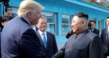Donald Trump i Kim Jong Un, arhivska fotografija iz 2019. godine
