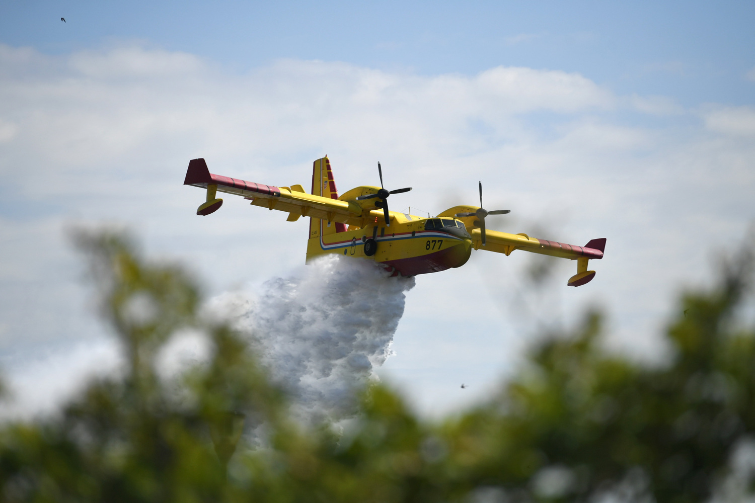 Lokaler Brand im Vorort Zadar zwischen Murvica und Crno 1 pozar murvica1 240825 20250824122802