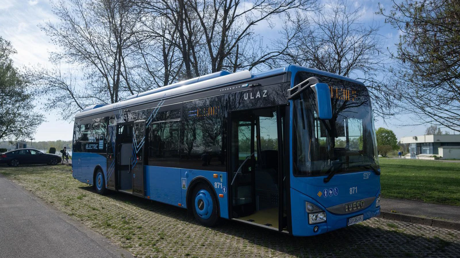 Zagrebom od danas vozi prvi električni autobus