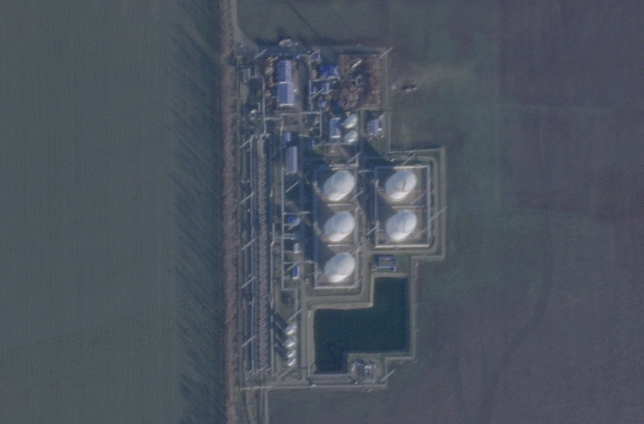 Satelitska snimka skladišta naftnih derivata u Krasnodaru prije ukrajinskog napada, Foto: Planet Labs PBC/Reuters