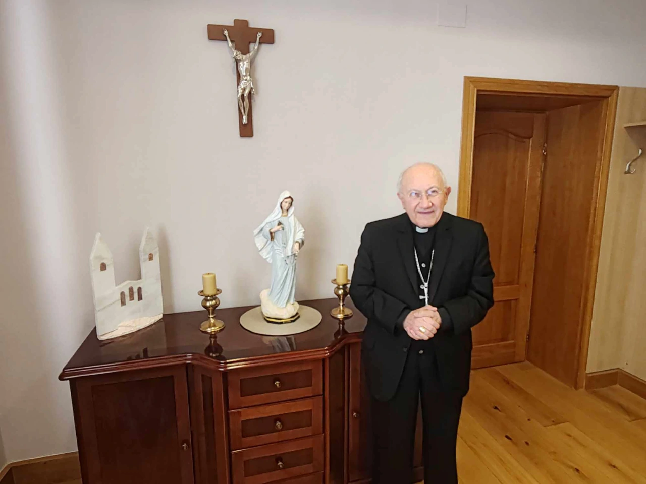 Apostolski upravitelj za župu Međugorje nadbiskup Aldo Cavalli