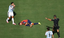 Paredes u razgovoru sa sucem nakon prekršaja na Porru, Foto: Carlos Barria/REUTERS