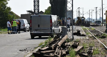  Oriovac: Prilikom izvođenja radova na željezničkoj pruzi poginuo radnik 