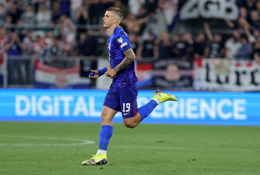 UŽIVO OD 00.30: Vatreni kreću u 