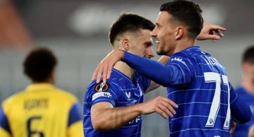 Ljubičić slavi svoj drugi gol za 3:1 Dinama