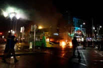 Prosvjedi u Dublinu nakon napada nožem, zapaljen policijski automobil, Foto: Clodagh Kilcoyne/Reuters