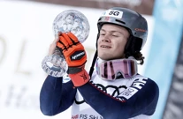Lucas Braathen s Malim kristalnim globusom, Foto: Albert Gea/REUTERS