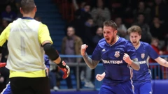 CB Doberman - Keraterm Centroplinomont